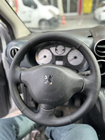 Peugeot Partner  Araca Özel Direksiyon Kılıf