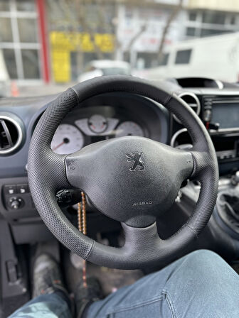Peugeot Partner  Araca Özel Direksiyon Kılıf