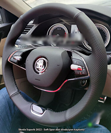 Skoda Superb 2020-2024 Araca Özel Dikmeli Direksiyon Kılıfı F1 OLMAYAN ARAÇLARA UYGUNDUR