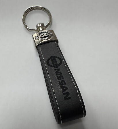 Nissan ve Logolu TERMO DERİ Anahtarlık (Siyah) BOY 8 CM ENİ 2 CM