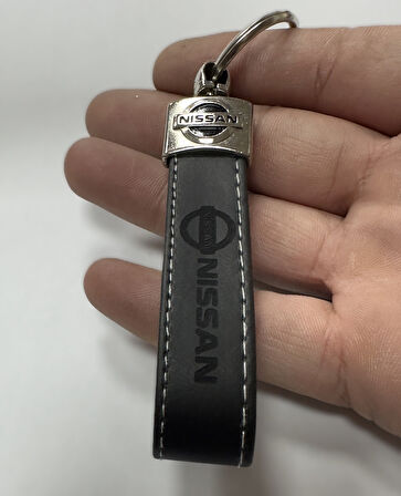Nissan ve Logolu TERMO DERİ Anahtarlık (Siyah) BOY 8 CM ENİ 2 CM