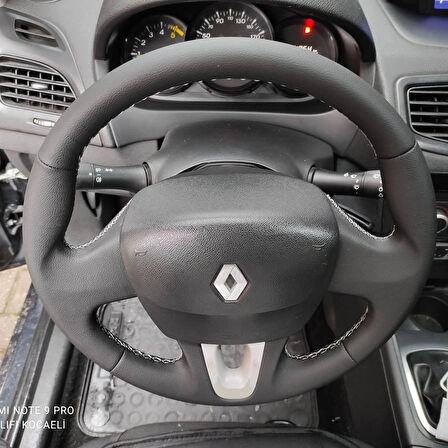 Renault Fluence Tuşsuz Araca Özel Direksiyon Kılıfı (DÜZ DERİ)