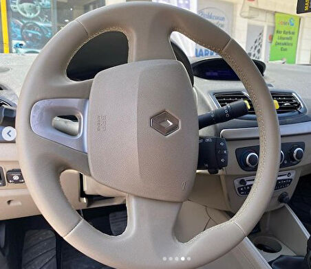 Fluence Tuşsuz Araca Özel Direksiyon Kılıfı (Airbeg Rengiyle Aynı Renktedir)