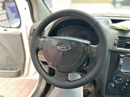 Ford Cornect Fiesta Dikmeli Direksiyon Kılıfı (Üniversal Kılıf)