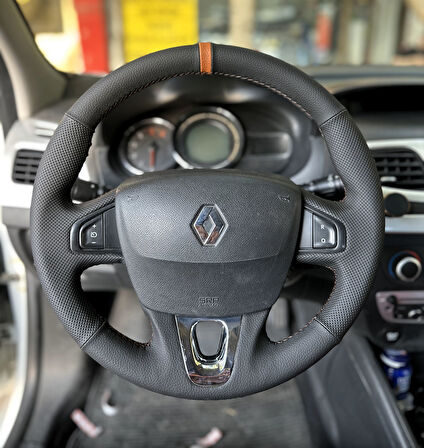 Clio 4 FAZ 1 2014-2017 Araca Özel Direksiyon Kılıfı (Makyajlı Kasalara Uyumlu Değildir)