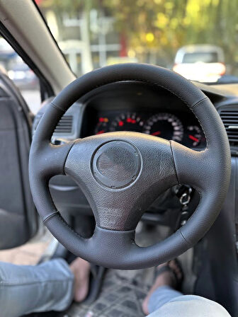 Toyota Corolla (2002-2004) Araca ÖZGÜ DİKMELİ Direksiyon Kılıfı DÜZ DERİ