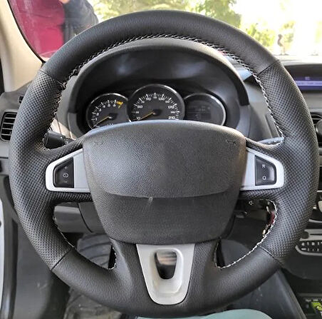 Megane 3 Araca Özel Direksiyon Kılıfı Derisi Olan Araçlara Uyumludur