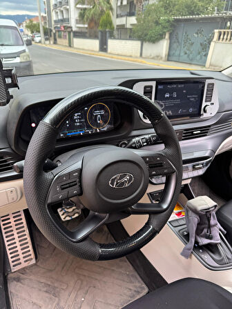 Hyundai İ20 2020-2025 Araca Özel Direksiyon Kılıfı (F1 OLMAYAN Araçlara Uyumludur)