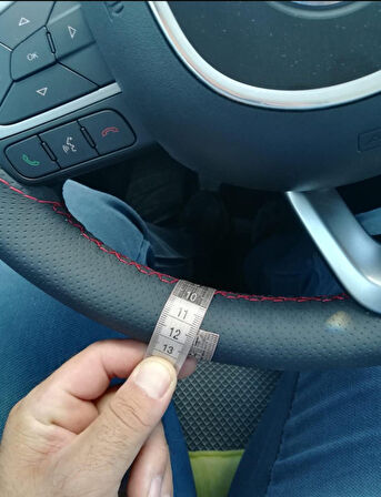 Volkswagen Golf 8 Caddy Direksiyon Kılıfı (5D Karbon Noktalı KIRMIZI Dikişli)