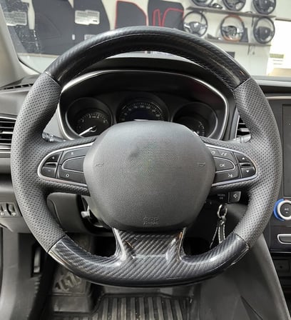 Renault Megane 4 JOY PAKETLERE UYGUNDUR Araca Özel Direksiyon Kılıfı Açıklamayı Okuyunuz!