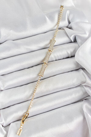 Pirinç Gold Renk Zirkon Taşlı Kemik Model Kadın Bileklik