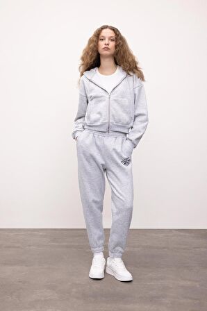 DeFacto Coool Standart Fit Kapüşonlu Basic Düz Kanguru Cepli Fermuarlı Sweatshirt Z7069AZ24WNGR210