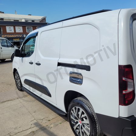Toyota Proace City Krom Depo Kapağı Kaplaması 2019 Model ve Sonrası