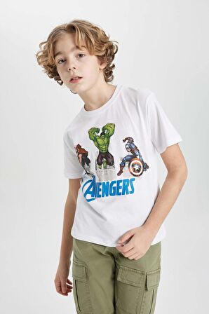 DeFacto Erkek Çocuk Marvel Avengers Bisiklet Yaka Kısa Kollu Tişört B7219A824SMWT34