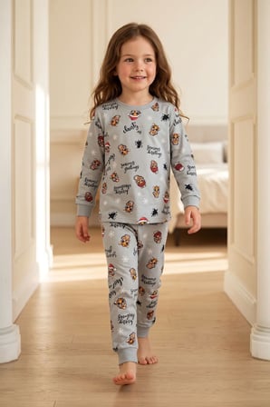 Kız Çocuk Yılbaşı Temalı Tiger Desenli Uzun Kollu Pijama Takımı 