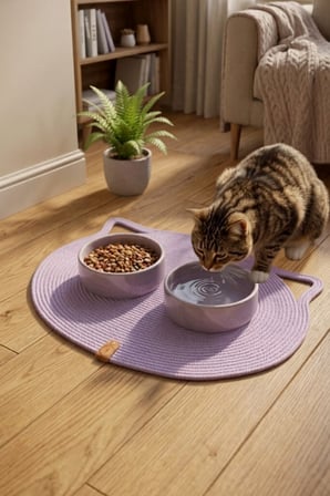 Reyo Pet El Yapımı Kedi Kulaklı Tırmalama Matı, Kedi ve Köpek Mama Matı %100 Pamuk Lila