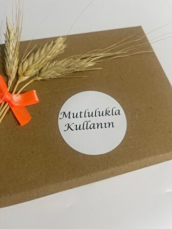 Mutlulukla Kullanın Siyah Yazı Yuvarlak Yapışkanlı Etiket 4x4 cm 120 adet
