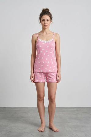 Papatya Desenli Askılı Şortlu Pijama Takımı