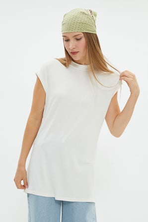 Fullamodest Basic Dik Yaka Kolsuz Tunik