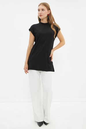 Fullamodest Basic Dik Yaka Kolsuz Tunik