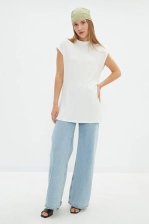 Fullamodest Basic Dik Yaka Kolsuz Tunik