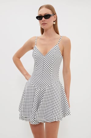 Puantiyeli Askılı Mini Boy Şortlu Elbise