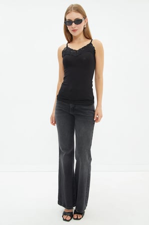 Dantelli İp Askılı Slim Fit Bluz