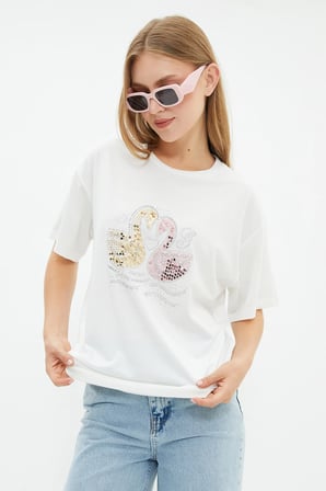 Taşlı Pullu Flamingo Baskılı Tişört