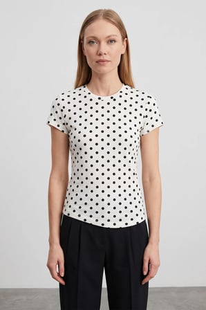 Puantiyeli Slim Fit Tişört