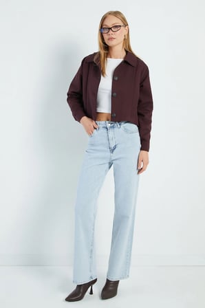 Pileli Kruvaze Yaka Crop Trençkot