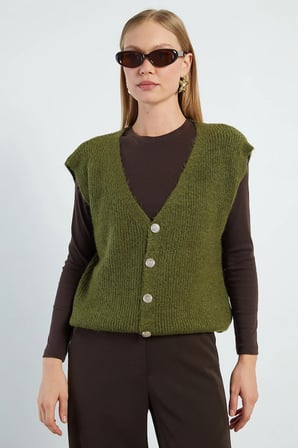 Sakallı Düğmeli V Yaka Oversize Yelek
