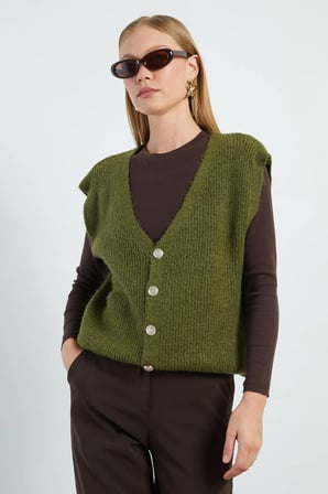 Sakallı Düğmeli V Yaka Oversize Yelek