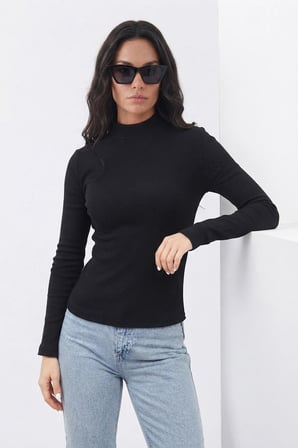 Basic Dik Yaka Slim Fit Bluz