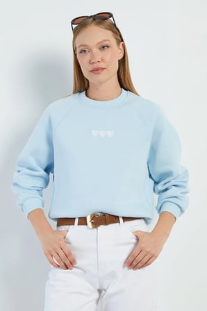 3 İplik Kalp Nakışlı Oversize Sweatshirt