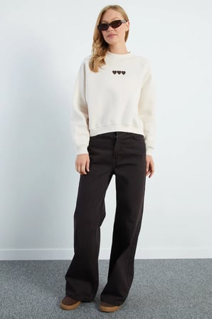 3 İplik Kalp Nakışlı Oversize Sweatshirt
