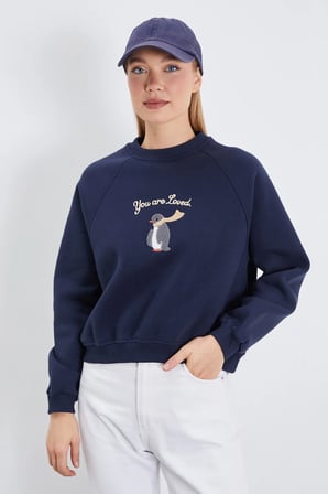 3 İplik Penguen Nakışlı Crop Sweatshirt