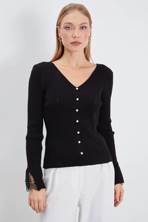 Dantelli İnci Detaylı V Yaka Slim Fit Triko Bluz