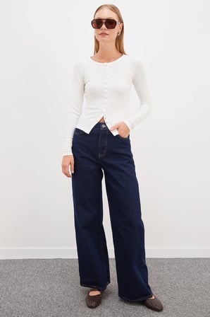 Önü Çıtçıtlı Ribanalı Slim Fit Bluz