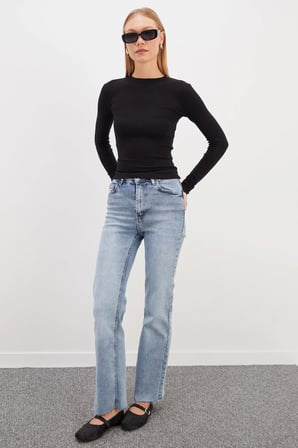 Basic Bisiklet Yaka Slim Fit Crop Bluz