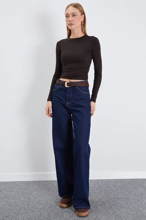Basic Bisiklet Yaka Slim Fit Crop Bluz