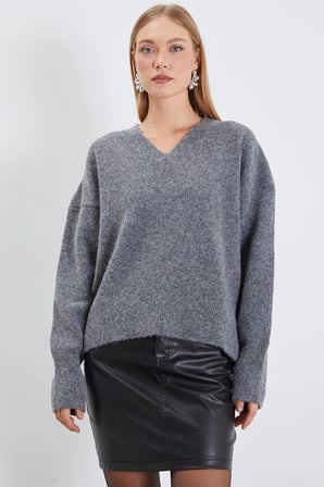 Basic V Yaka Oversize Triko Kazak