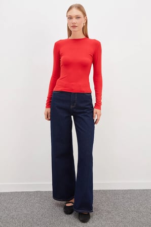 Basic Bisiklet Yaka Slim Fit Crop Bluz