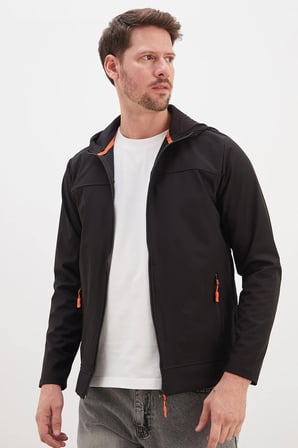 Fermuarlı Kapüşonlu Softshell Ceket