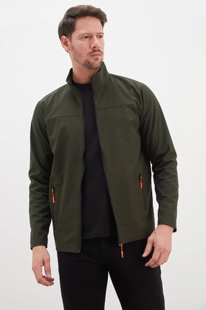 Fermuarlı Dik Yaka Softshell Ceket