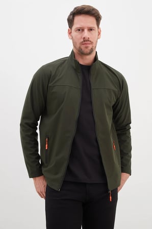 Fermuarlı Dik Yaka Softshell Ceket