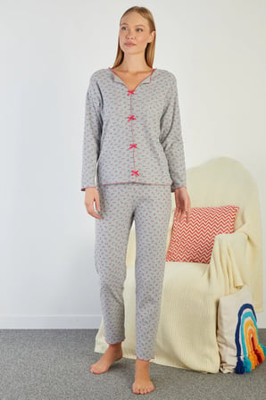 Çiçek Desenli V Yaka Pijama Takımı