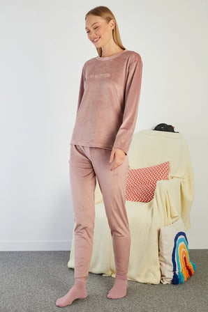 I Love Winter Kabartma Baskılı Kadife Pijama Takımı