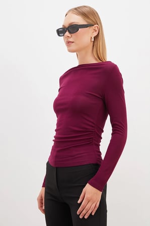 Yanları Drapeli Kayık Yaka Slim Fit Bluz