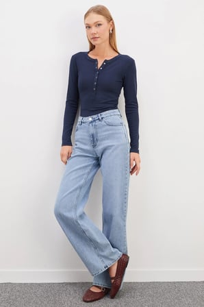 Yarım Çıtçıtlı Slim Fit Bluz