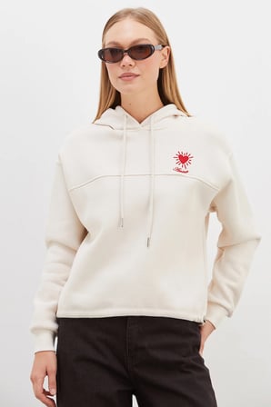 3 İplik Kalp Nakışlı Kapüşonlu Stoperli Sweatshirt